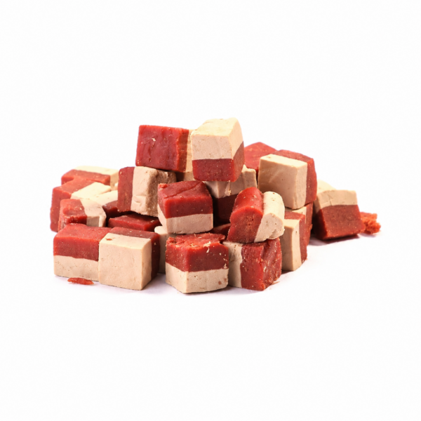 تشویقی سگ مکعبی گوشت و پنیر دینگو Dr Dingo Dog Treat Meat & Cheese وزن 100 گرم